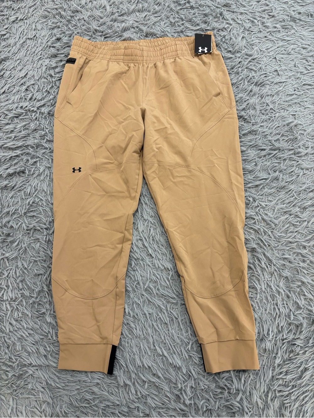 NEW Under Armour Women’s Tan Unstoppable Jogger Pants Large Loose Fit Athleisure